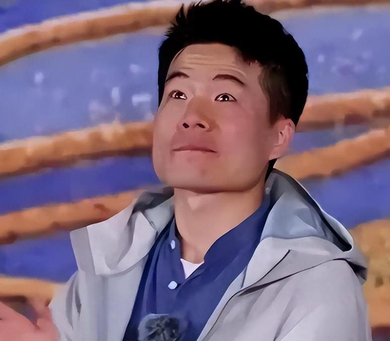 人民日报出面！带货代价越来越大，董宇辉这次还能不能挽回口碑？

-

2026年