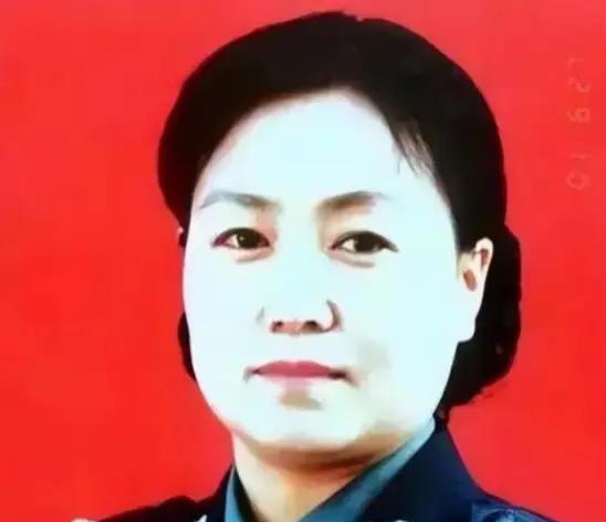 登封五年，有26名女子被先奸后杀，案件却一直没有侦破，任长霞上任后，为了抓捕凶手
