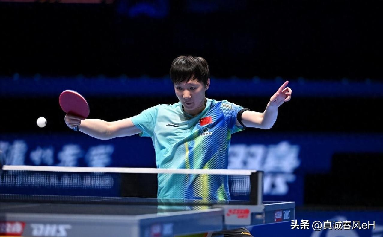 0-6到4-0，王曼昱真把伊藤打懵了，这比赛怎么突然就一边倒了。
那天看直播，第