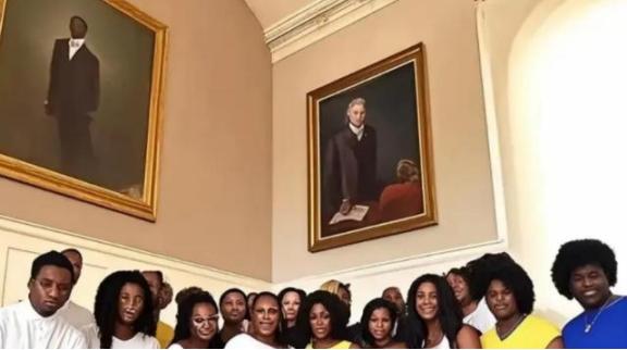 一个国家能蠢到什么程度？看看法国就明白了。目前法国是欧洲黑人占比最多的国家，黑人