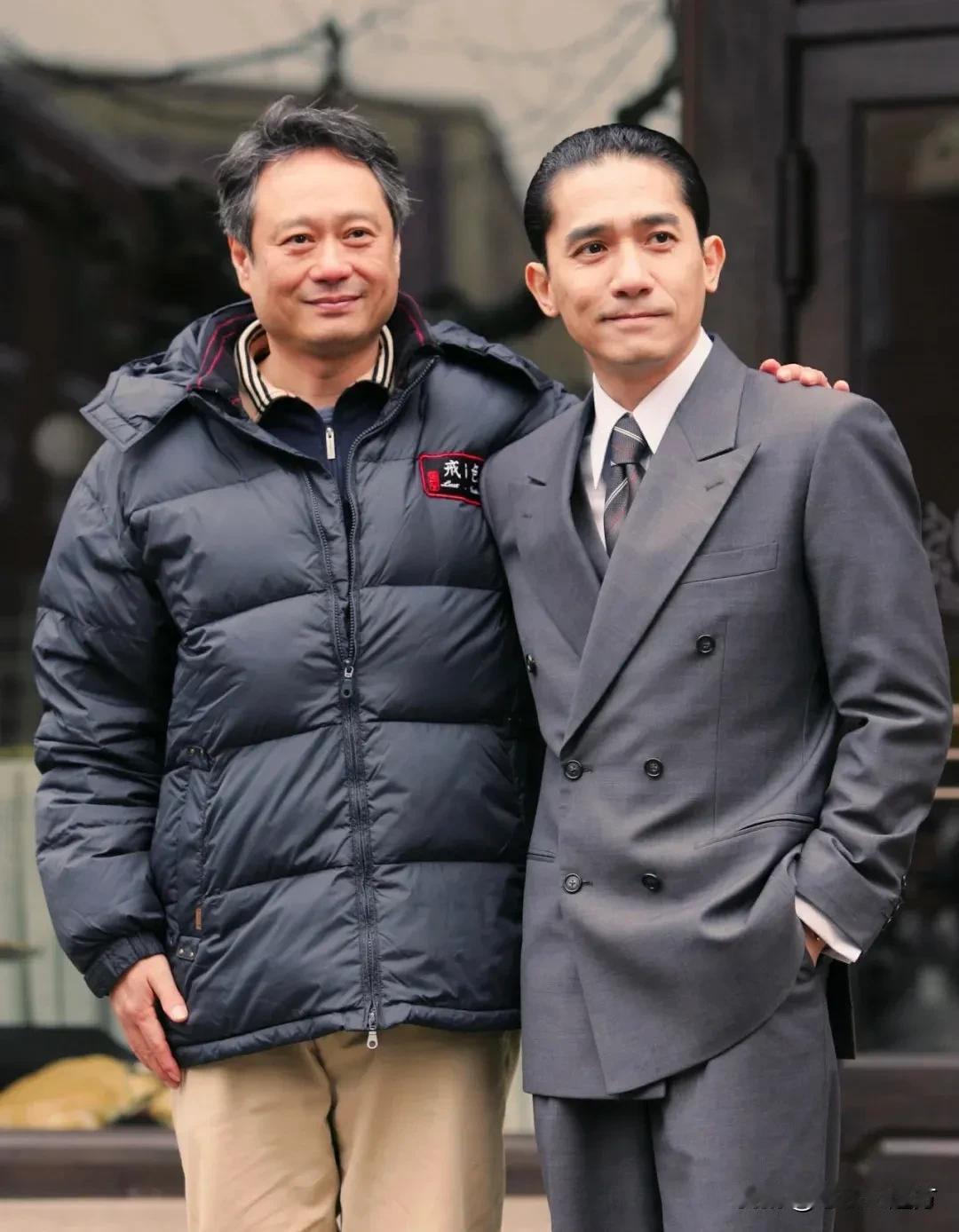 2007年1月21日，李安导演，梁朝伟、汤唯、王力宏主演的《色.戒》剧组在上海参