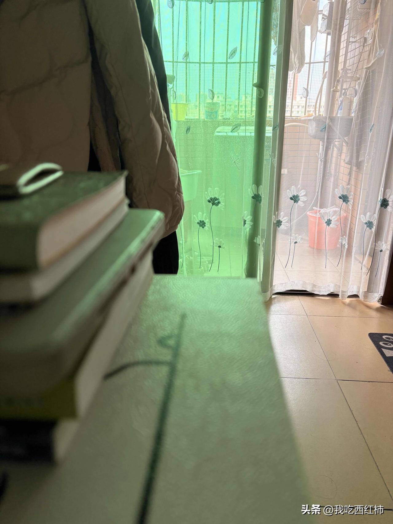 失业九个月 建筑行业 30岁已婚未育。
这buff叠得满满的，刚失业想着要旅游、