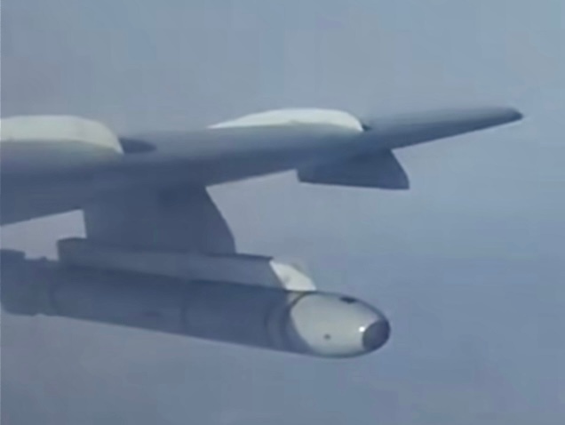 带向下偏轴光窗的改进型AKD20巡航导弹，可以更加精准地命中目标的要害正义使命2