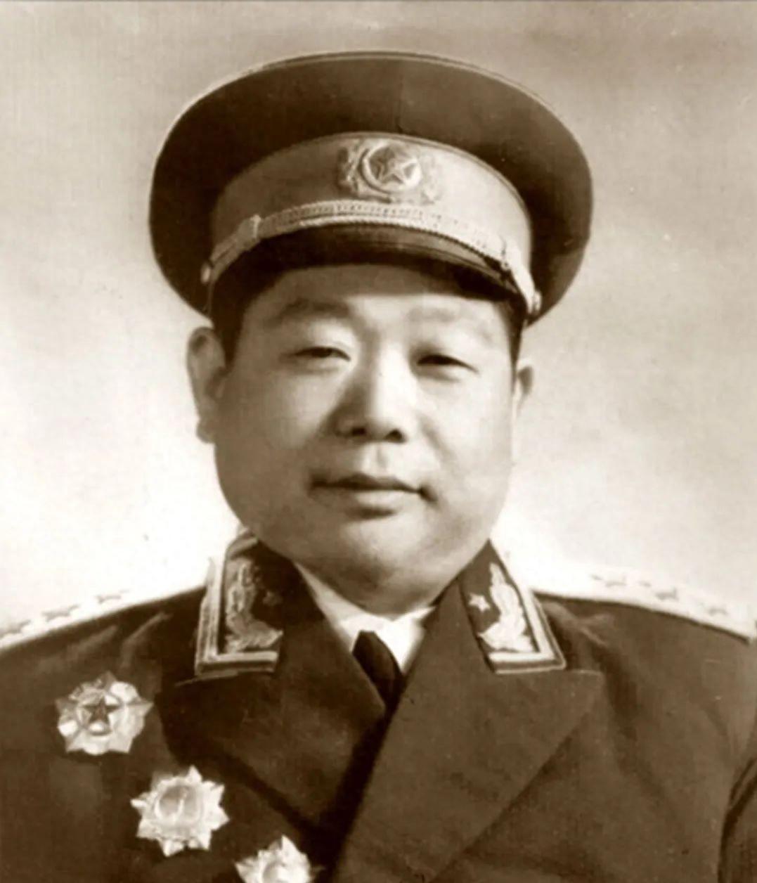 1983年陈锡联的儿子不幸遇难，中央专程派员慰问，陈锡联的回复令慰问者敬上军礼！