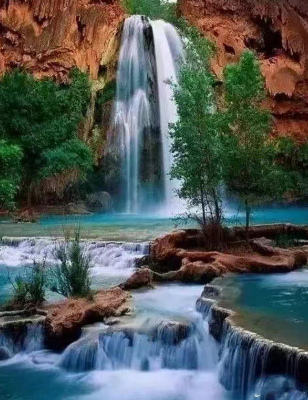 山有山的高度，水有水的深度，风有风的自由，云有云的温柔。以初心为桨，在逆流中搅碎