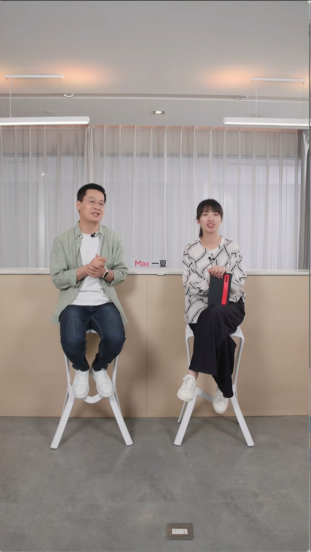 我靠…… 还直播呢？冰冰直播了快两个小时？？？ 