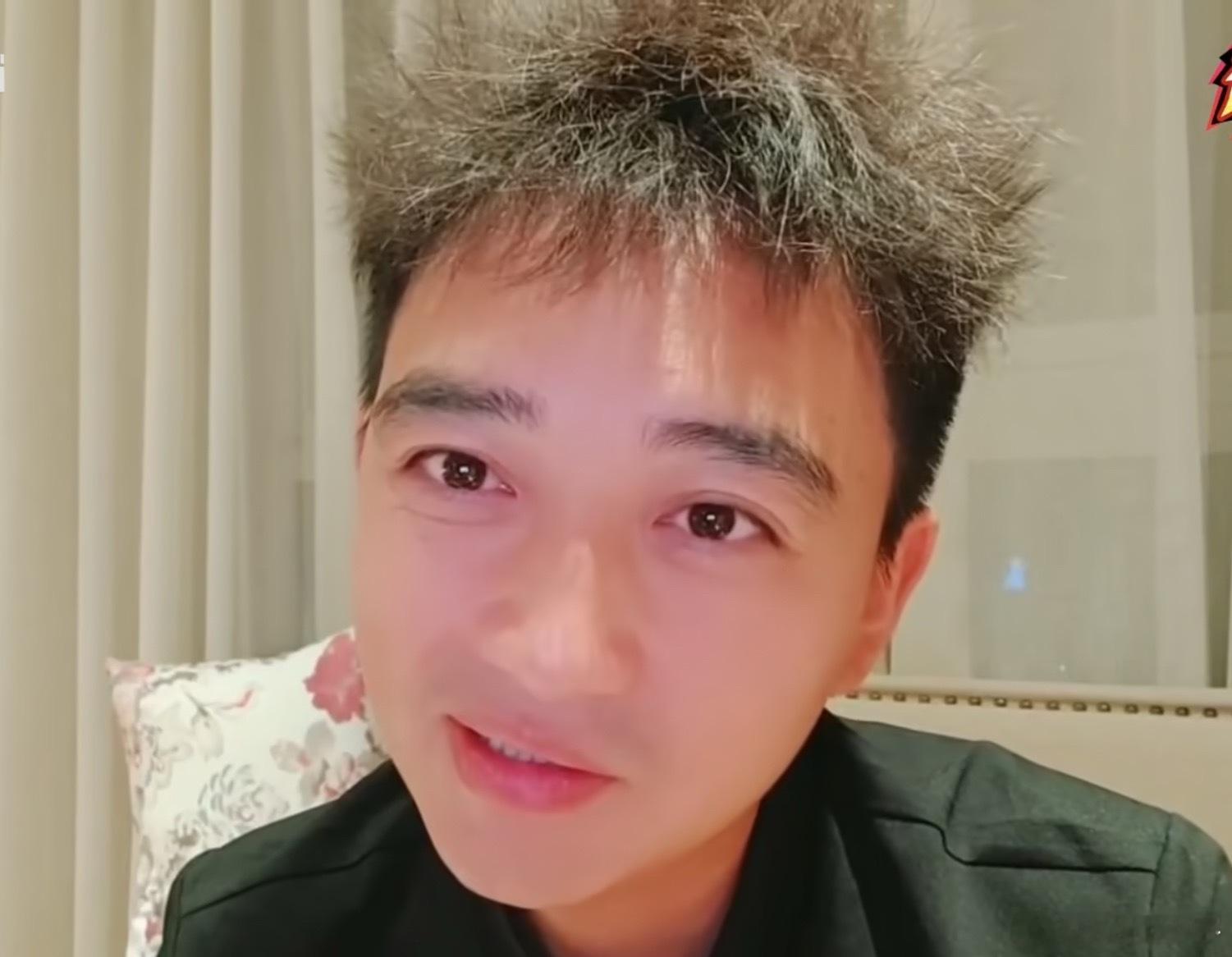 大舅哥：其实一年多前嘛就和枫哥聊过加熊掌的事，但是那个时候枫哥说让我去打游戏，我