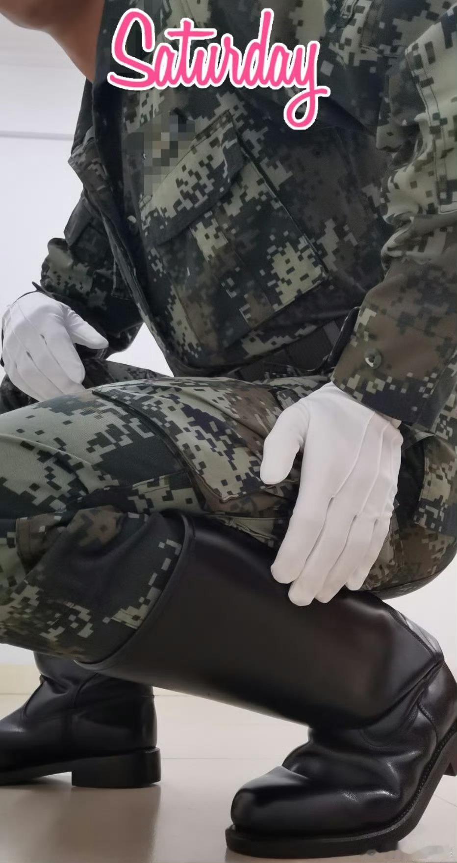 他变化很大，成熟了很多，也不像过去那样点火就着，过度偏激了。生活的确会教育人，也