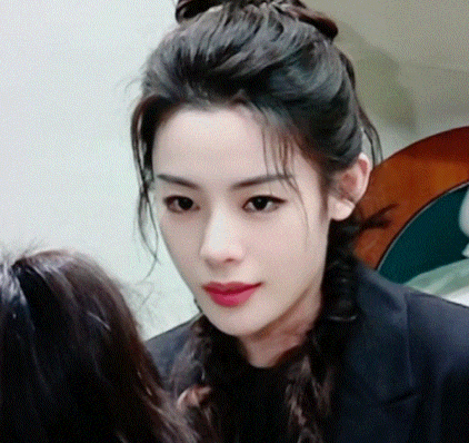 没有此女勾引不到人，完全魅魔来的 