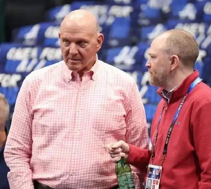 快船现在战绩越好，交易市场就越危险。
 
这不是补强，而是鲍尔默在给整支球队做压