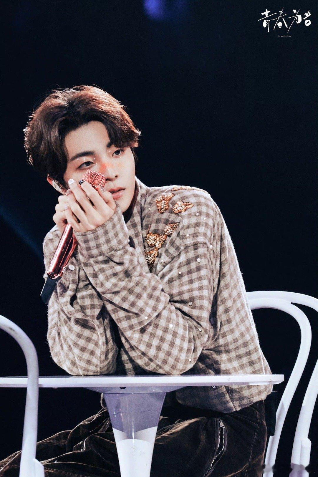 陈立农泉州演唱会舞台照陈立农泉州演唱会陈立农泉州演唱会舞台照更新！捕捉专属青春幸