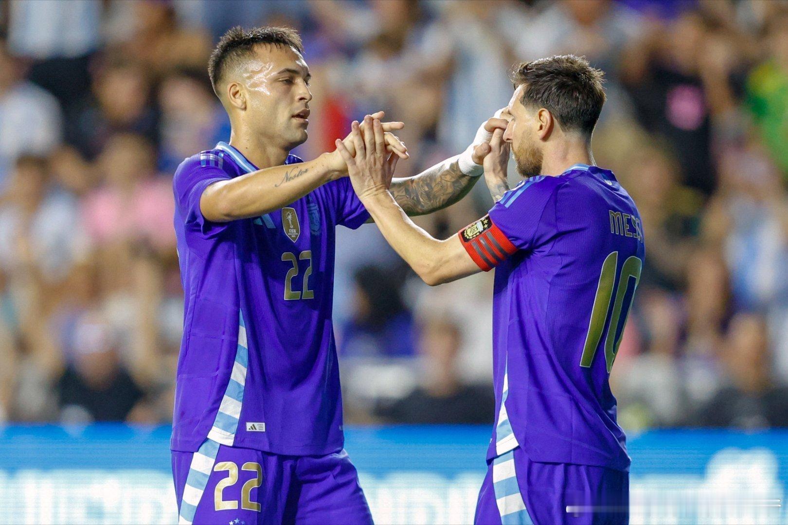 5分钟2球，猛不猛？ForzaInter国际米兰[超话] ​ cr：国际米兰足球