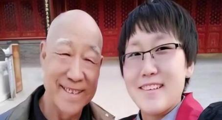 山东18岁女孩，患病，跑遍各大医院都无济于事。没想到，却被乡村68岁老中医治愈。