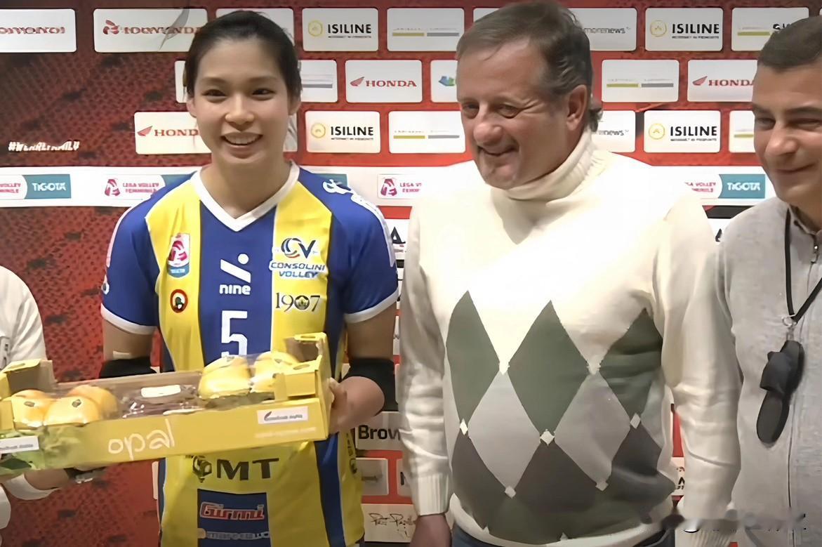 庄羽珊以MVP级表现率领圣乔万尼赢得关键胜利！她在意甲首秀中交出完美答卷，斩获单