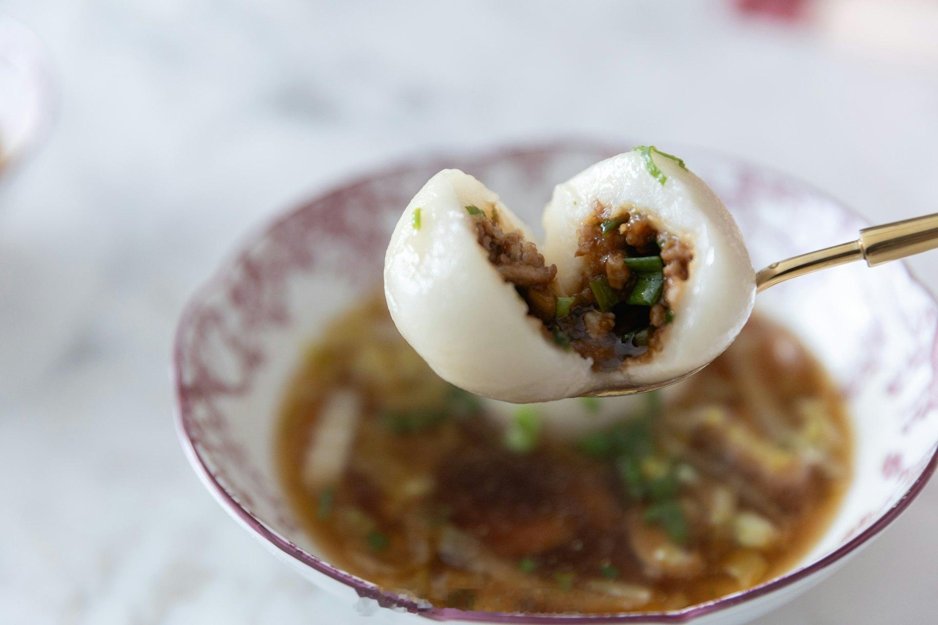 贺年专访｜亿万夫妇凭“烟火气”逆转负评 Shirley长期“私信爆满”“亿万夫妇