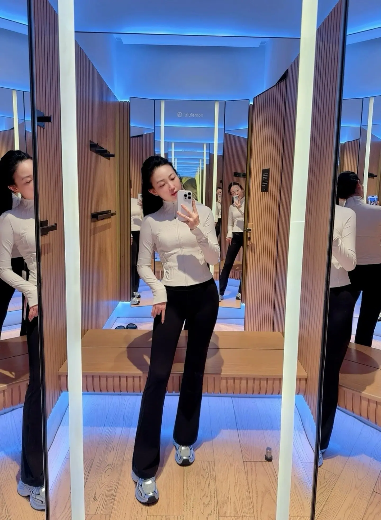 lululemon新款绝了🤞🏻 P图咱都不敢这么P吖！回来天气太舒...