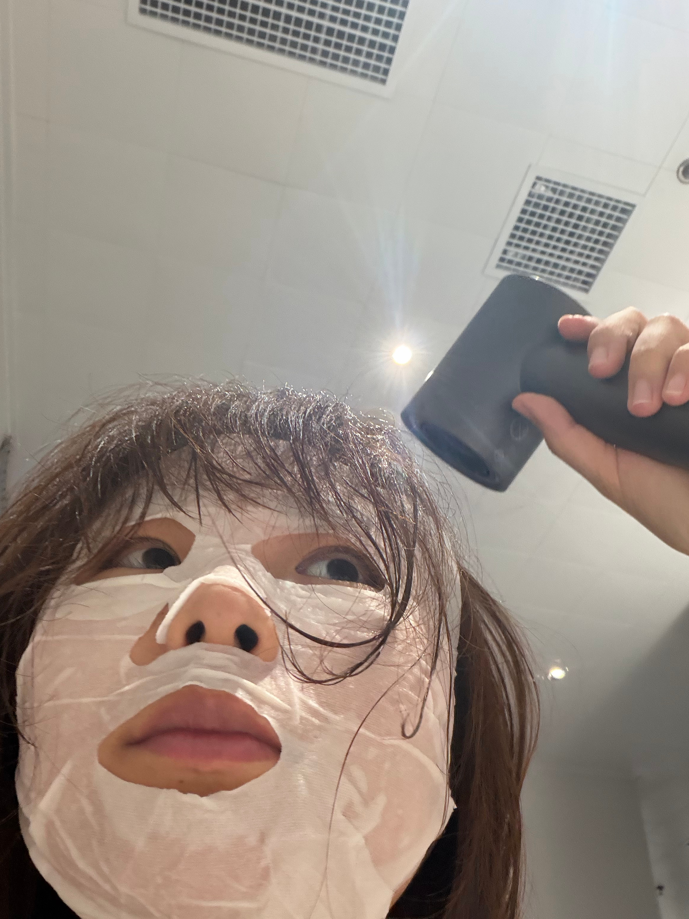 游完泳就这么走出来了