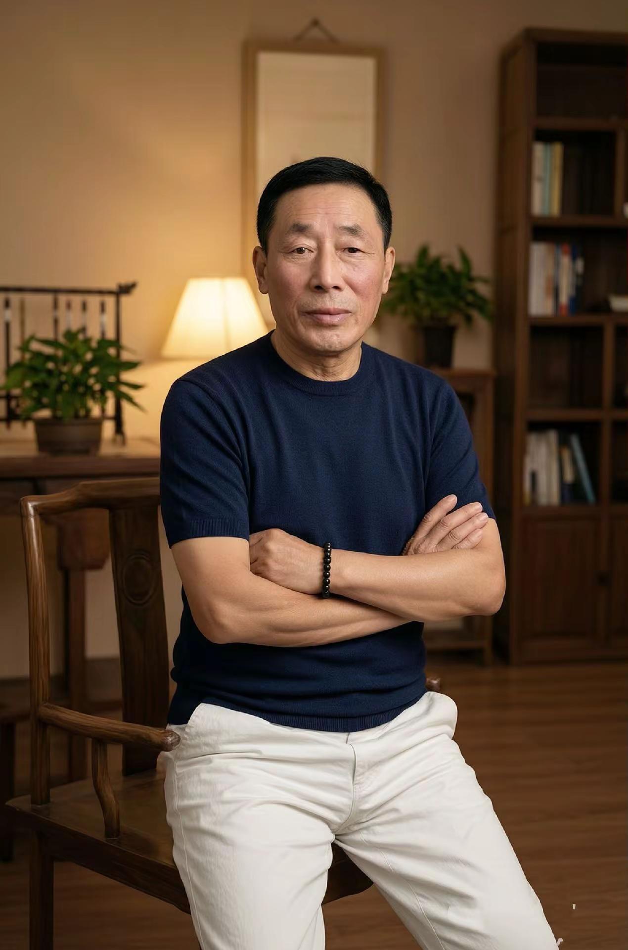 不必纠结过往，不必优虑远方，认真感受此刻足够。