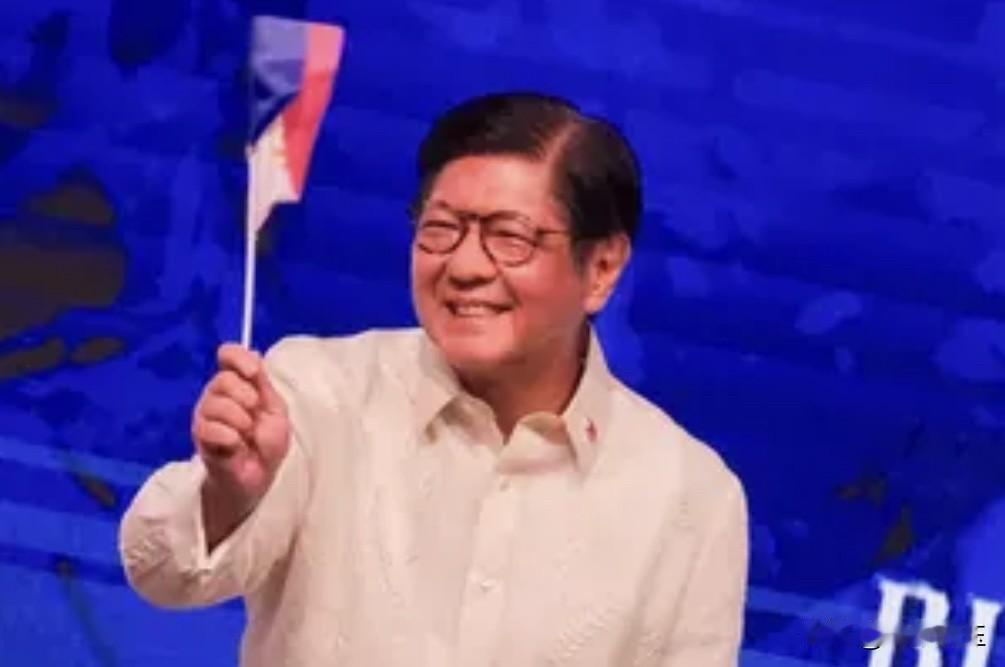 周三，菲律宾总统小马科斯在据称是他的医疗报告副本在网上疯传几小时后，坚称自己健康