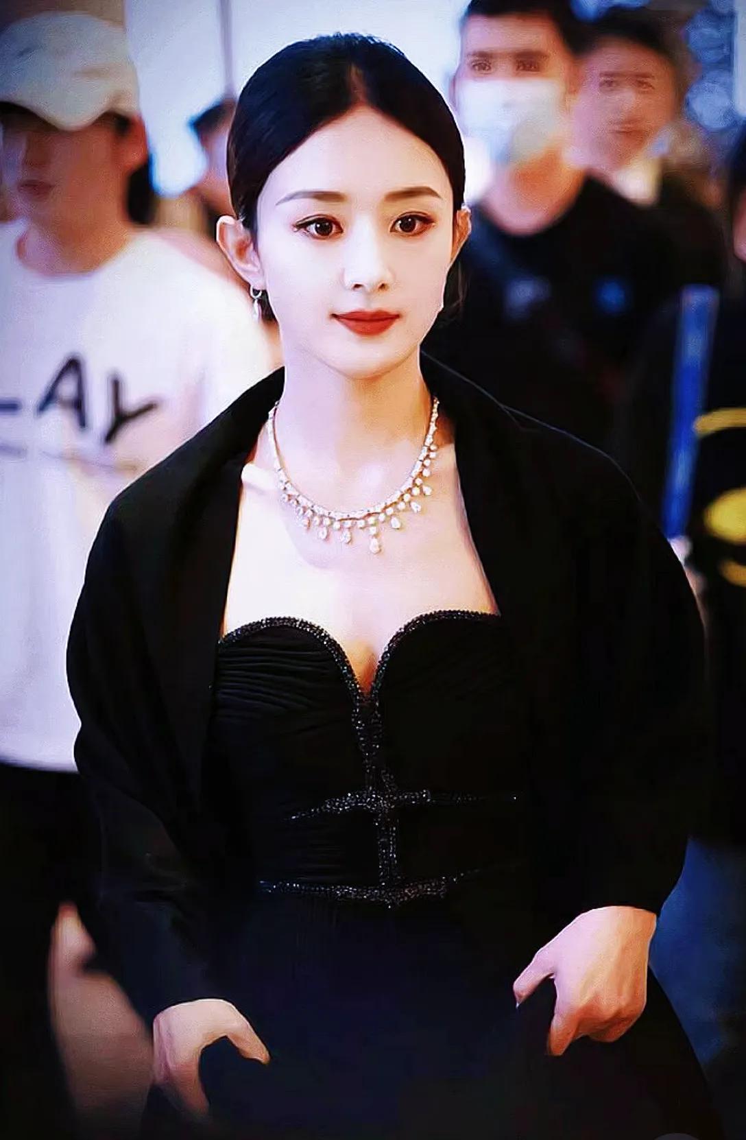 如果美丽只是简单的用来做展示，也许它的意义不是那么大，但如果美丽，能够转化成一种