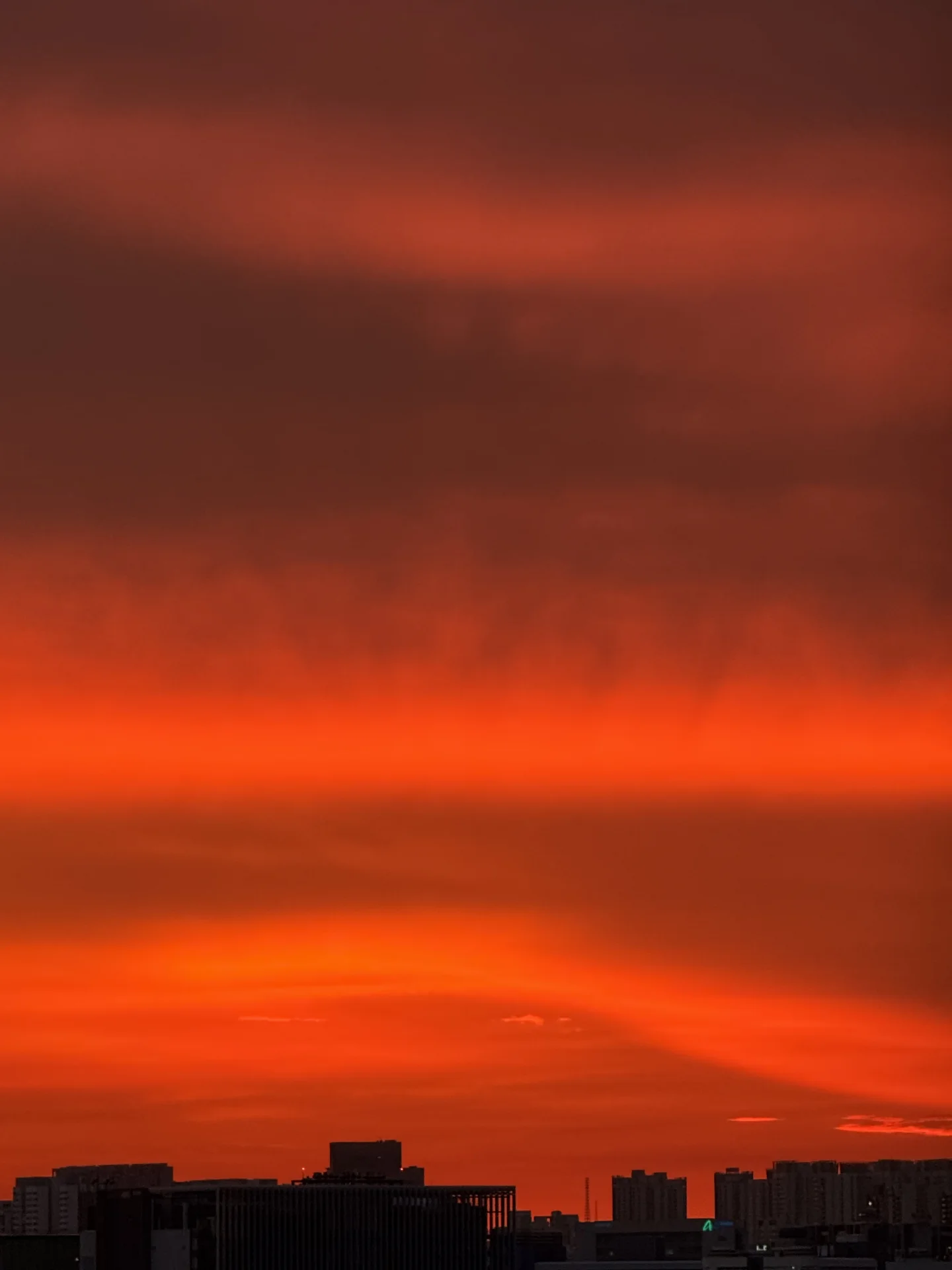 新加坡今日份晚霞 - 赤道上的欧罗拉 😮😮😮