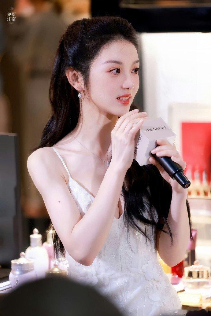 田曦薇现场 美哒哒