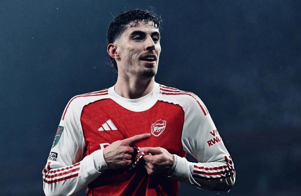 英格兰联赛杯半决赛次回合，阿森纳1-0小胜切尔西，哈弗茨贡献绝杀，帮助球队挺进决