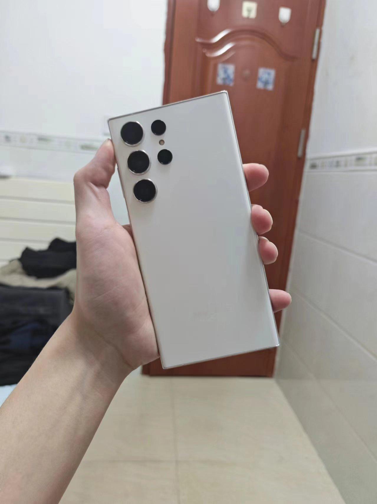 为什么大家都在对比苹果，却没人对比三星呢？难道是真的不敢了吗？有没有用过三星的兄