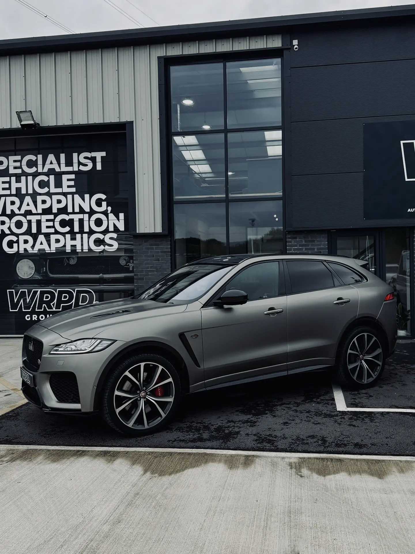 Jaguar Fpace SVR5.0。