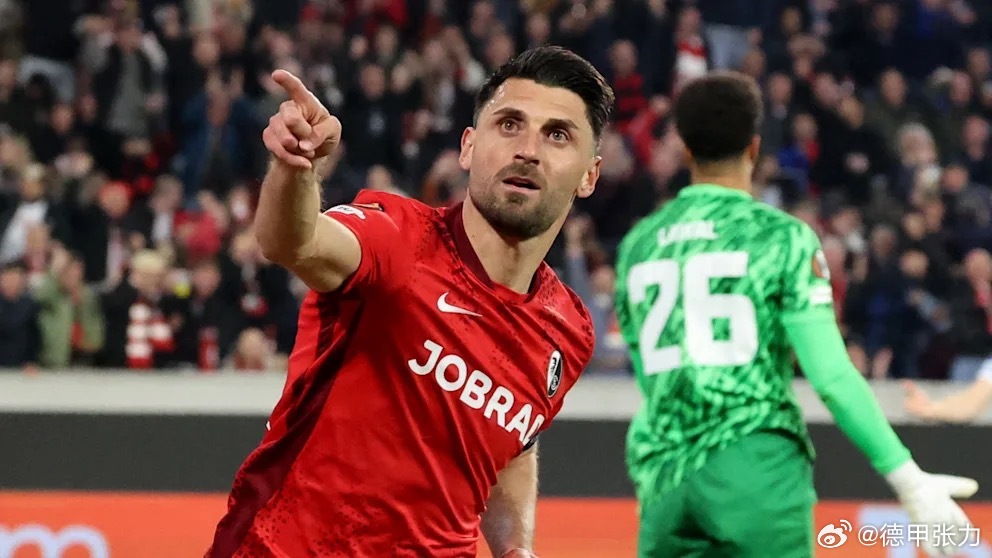 格里福终于完成代表弗赖堡第106个进球，从此独自在俱乐部历史射手榜领跑，弗赖堡历