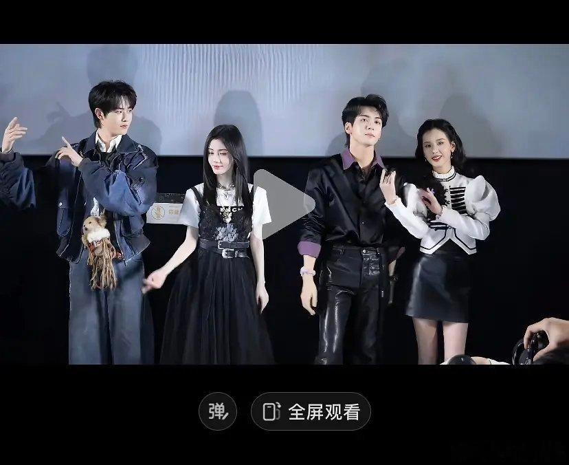 别说陈都灵这泡泡袖还挺明显的 