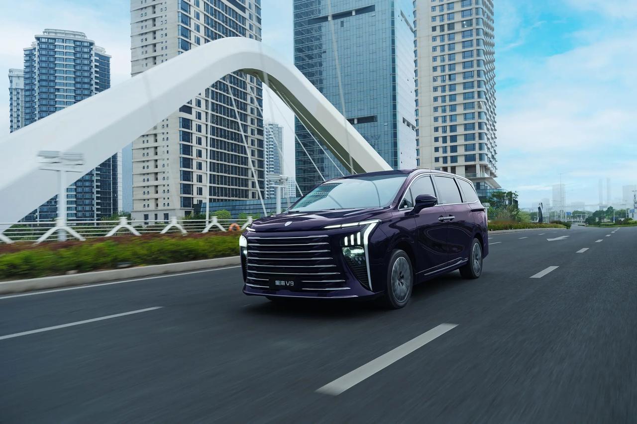 最近刷朋友圈，发现身边不少朋友都在讨论“过年搭子”——不是人，是车。尤其是家里有