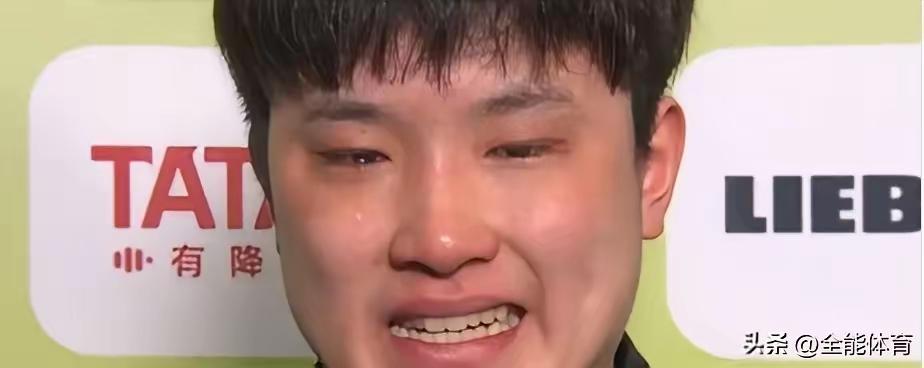 张本智和，输球又哭了[捂脸]
这孩子，狂归狂，球风很差，嘴很伤人，但球技真的不错