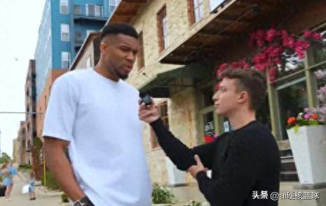 字母哥分享赛场心态秘诀，受科比激励拿下MVP