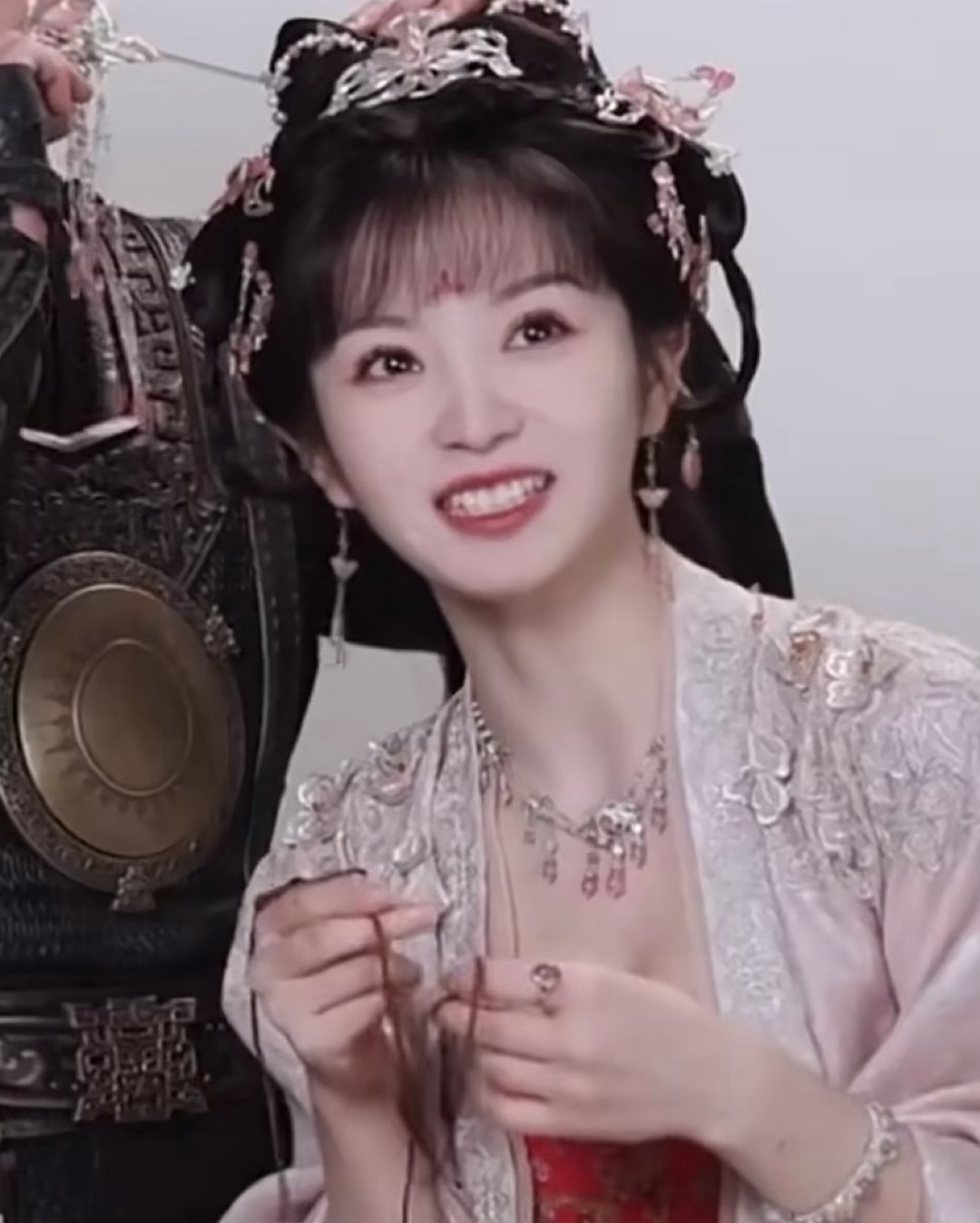 你插我脑壳啦田曦薇