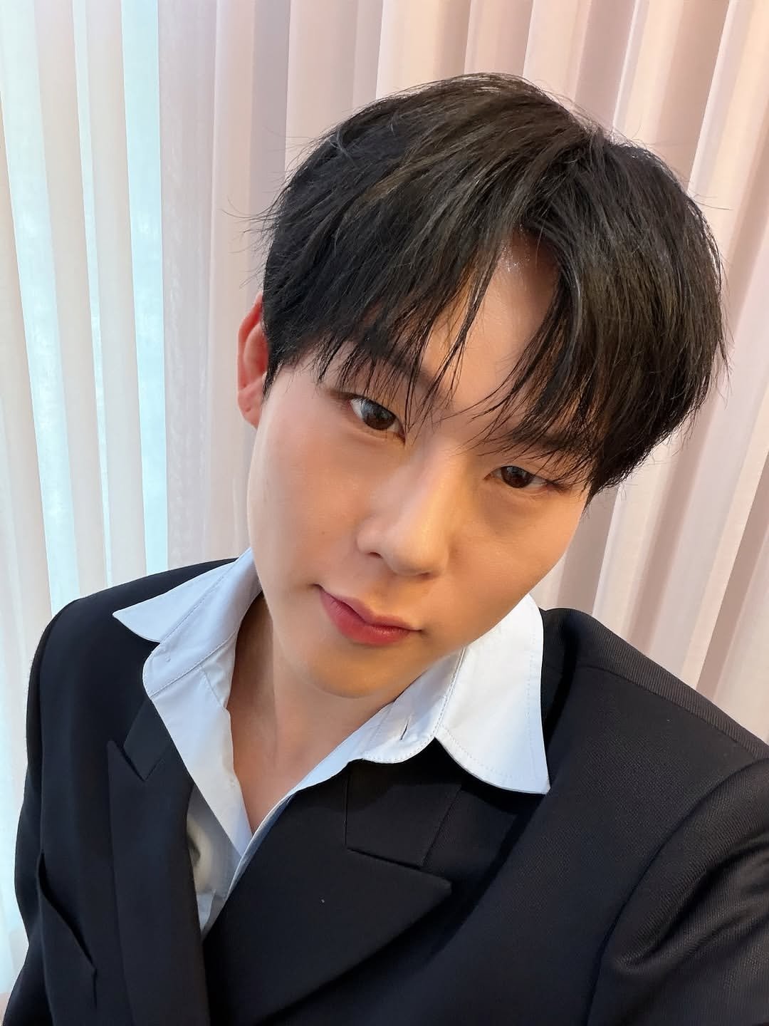 260626 周宪IG更新💘Netflix 恋爱实验室💘请多多关注和喜爱.N