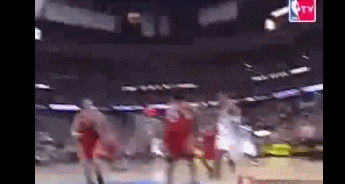 以前掘金15号可不是地板流，空接隔扣姚明不在话下！