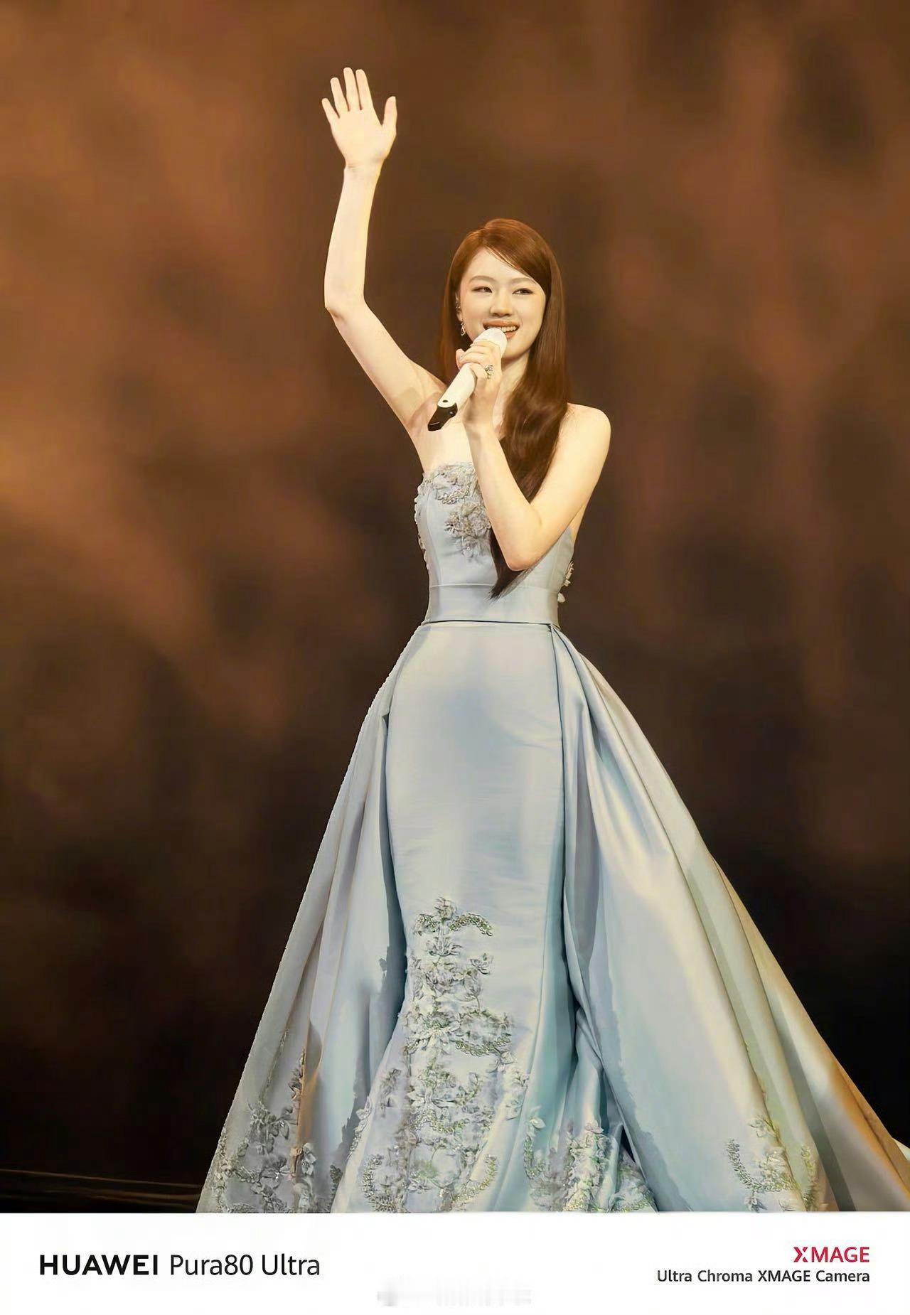 单依纯Pura80神图绝代双焦，演唱会神器，拍单依纯这大女主光芒，绝了。 ​​​