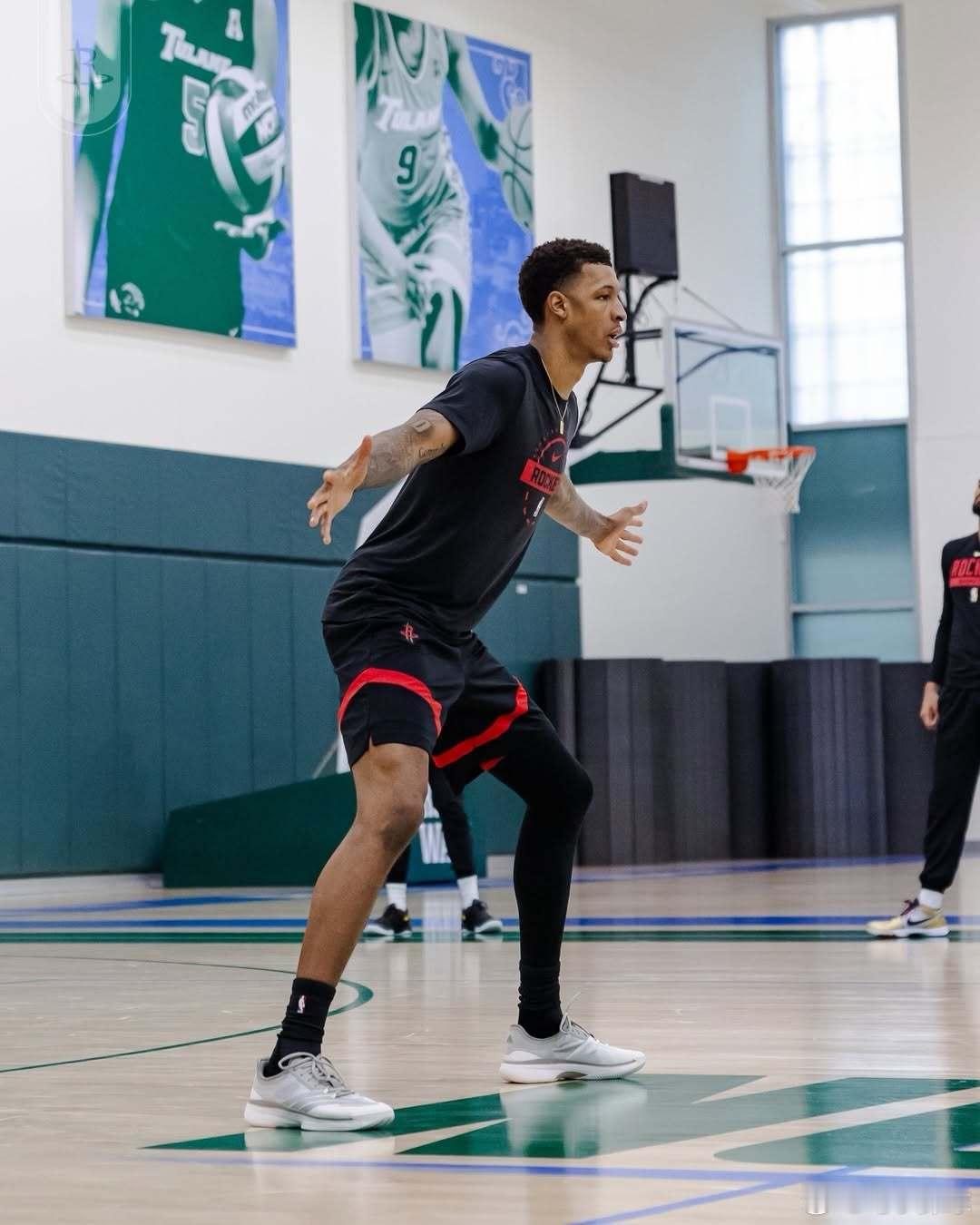 今日没有比赛，日常训练