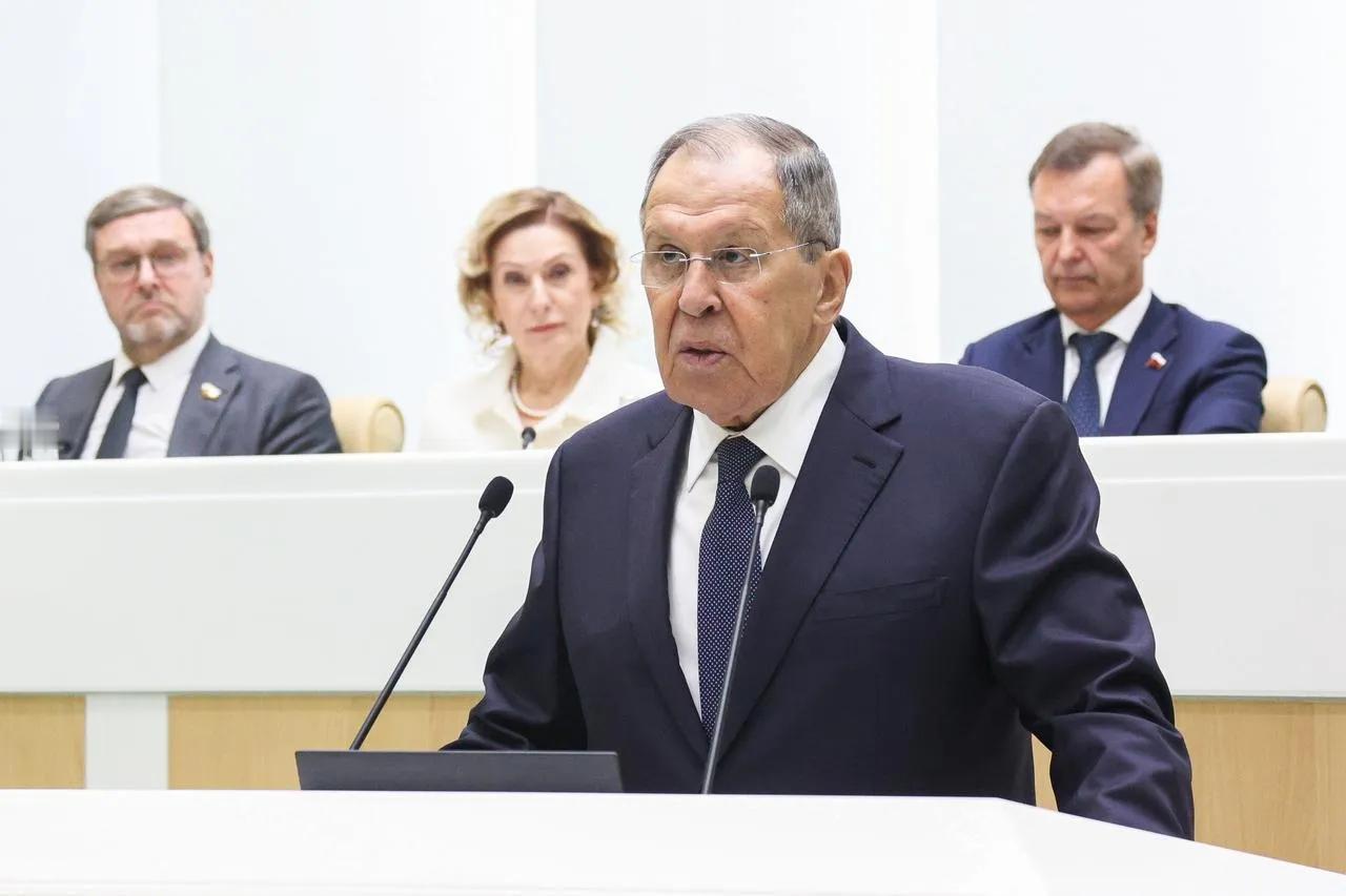 拉夫罗夫表态：如果台湾海峡局势有变化，俄罗斯将支持中国。

12月28日，俄罗斯