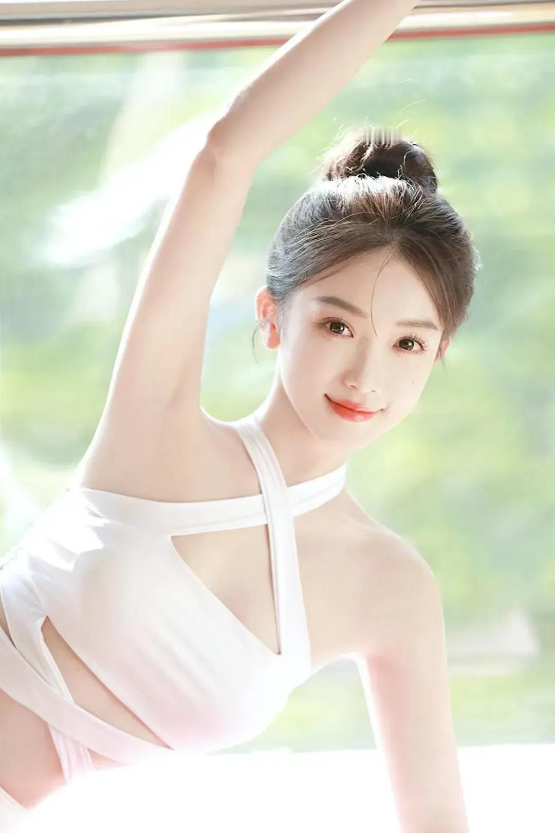 肤白貌美