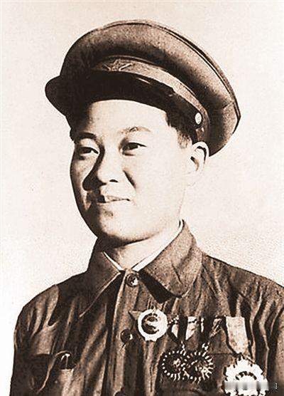 隐姓五年女扮男装征战沙场，全军独一份的女特等战斗英雄，活成真实版现代花木兰
 