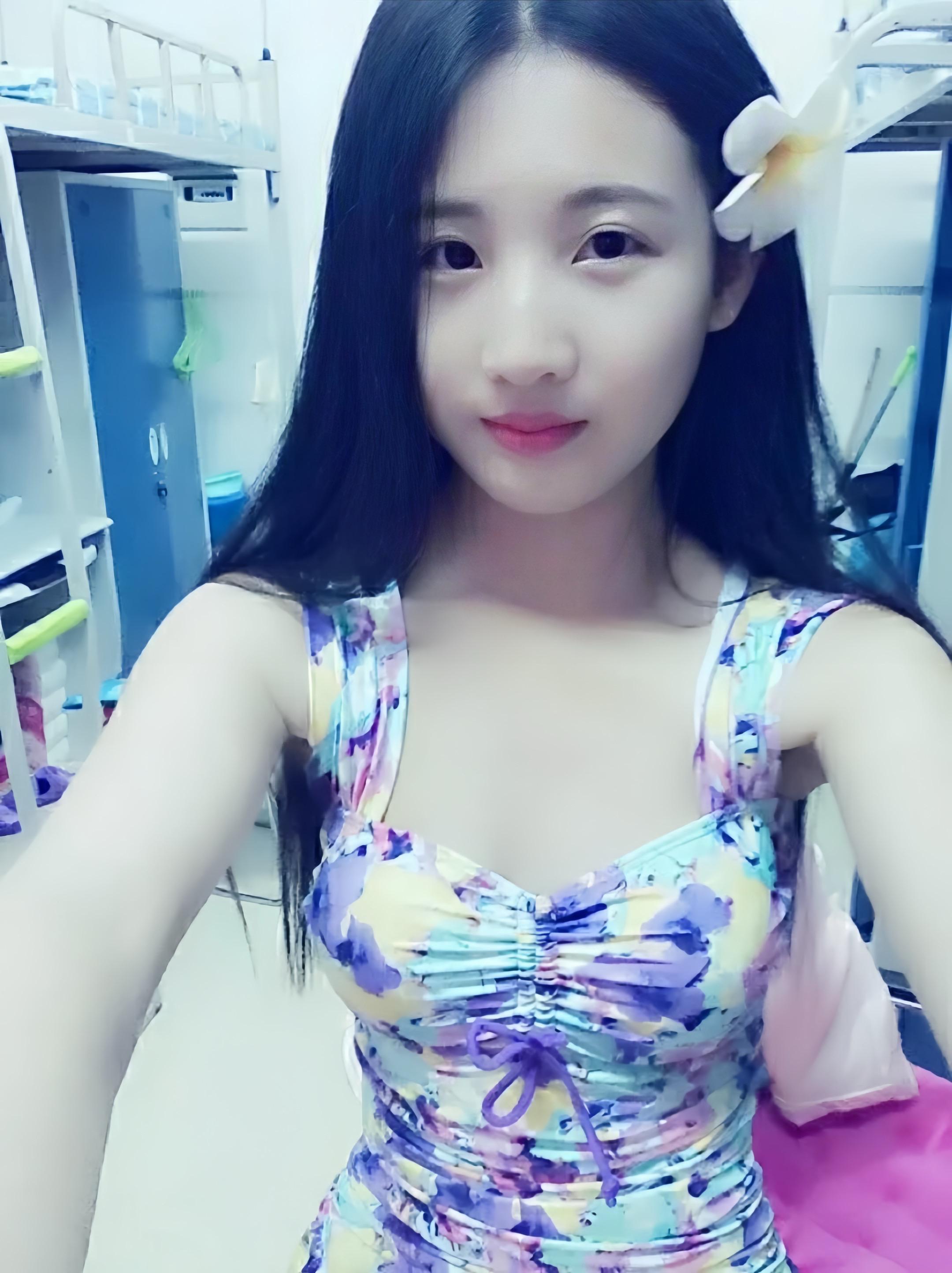 大学游泳课