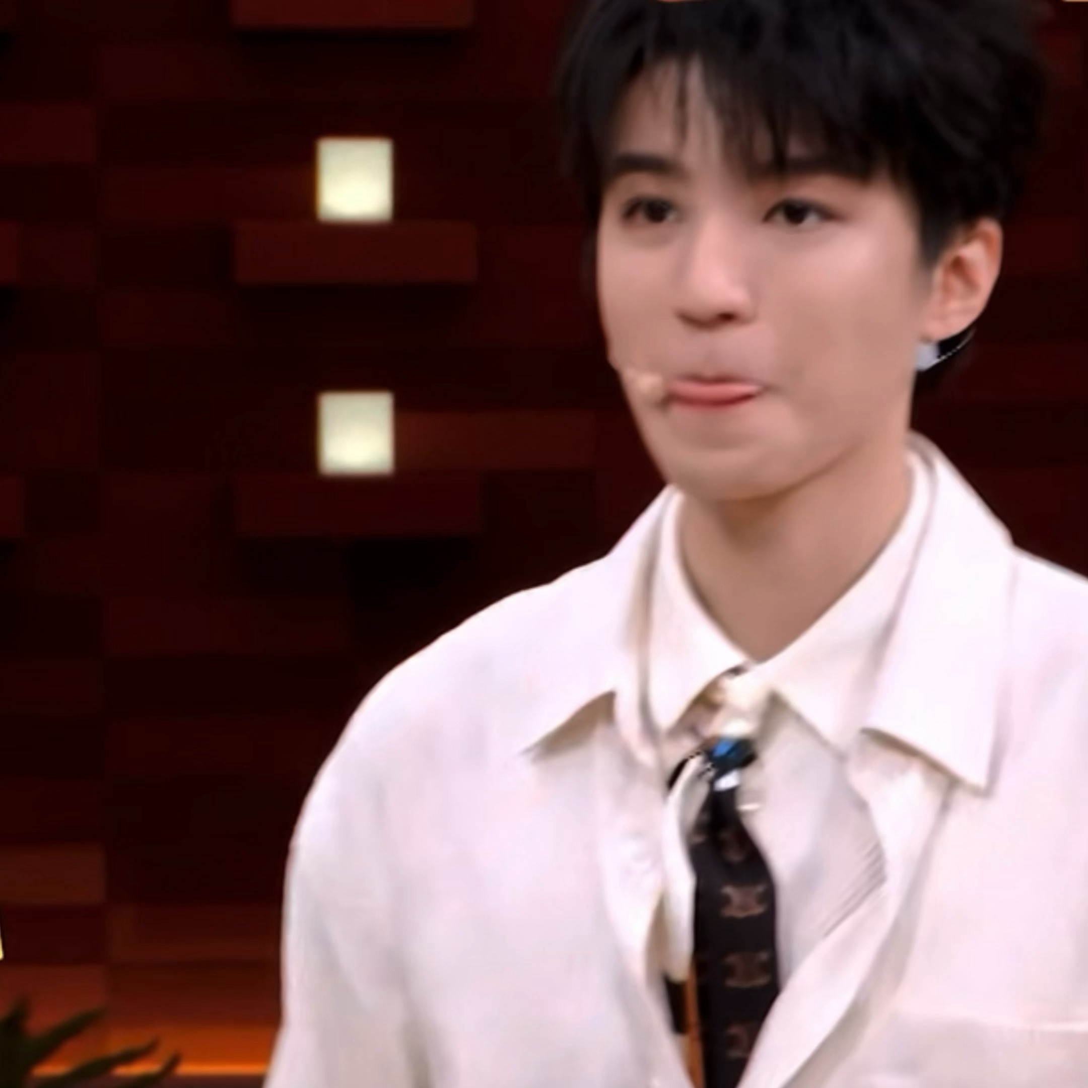 我孩子还是易受惊体质，补药吓我的孩子啊小猫起飞了王俊凯首张同名专辑wjk ｜王俊