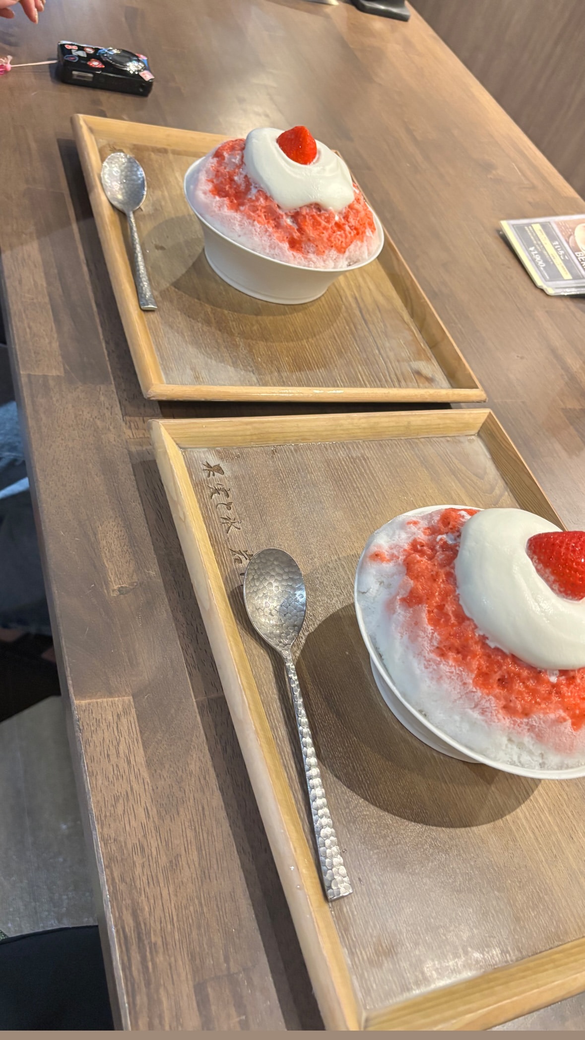 新内眞衣 ​​​