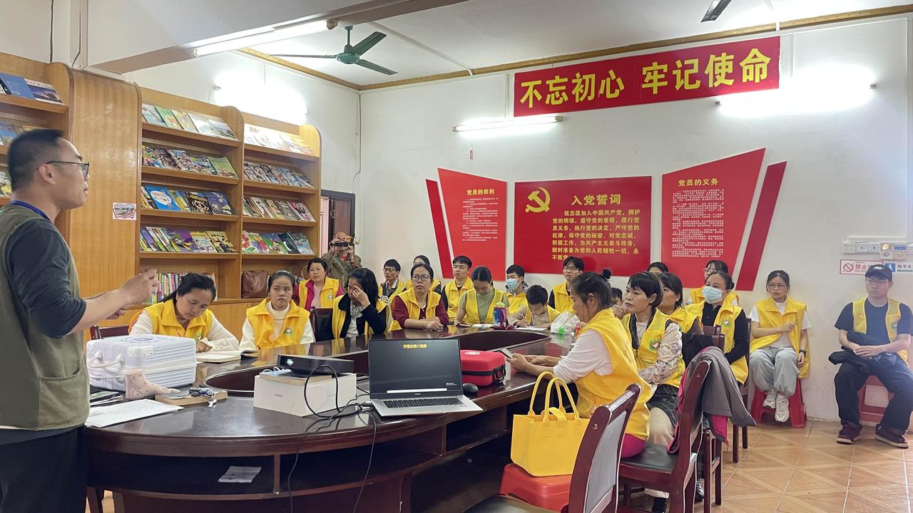 协会邀请莫老师上急救知识培训，这样就可以帮助身边更多的人！急救要点