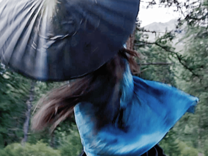 周翊然撑伞打戏 有被这个撑伞进行打戏的周翊然帅到温润贵公子秒切武力爆表魔教教主，