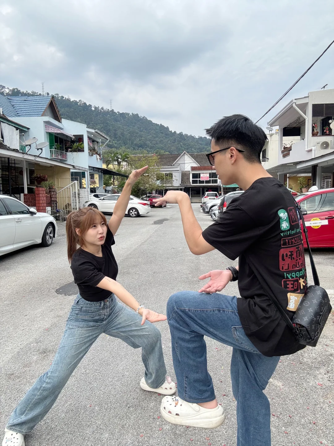 一个弟弟就算了 还两个😎