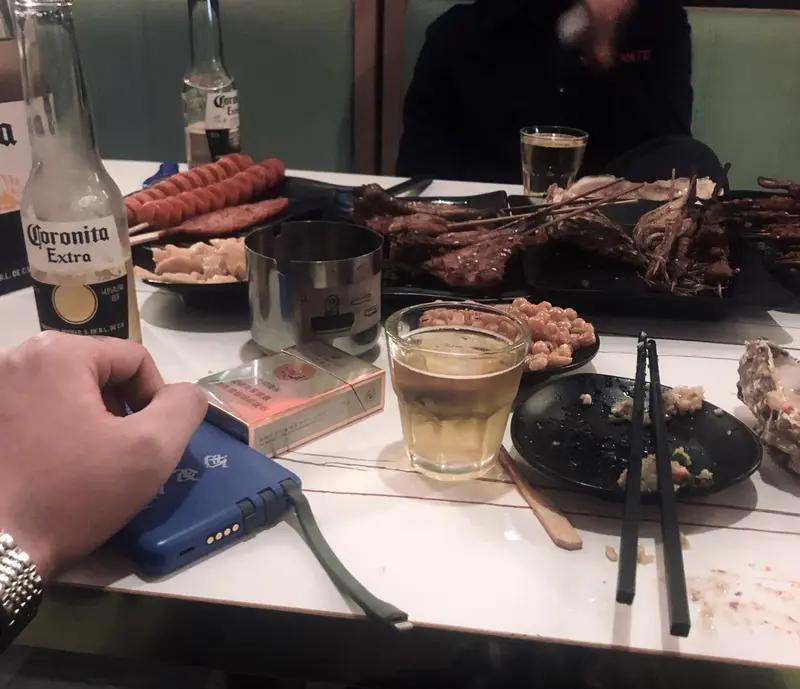 上联：无酒无肉无朋友，诚邀下联有人有权有势力