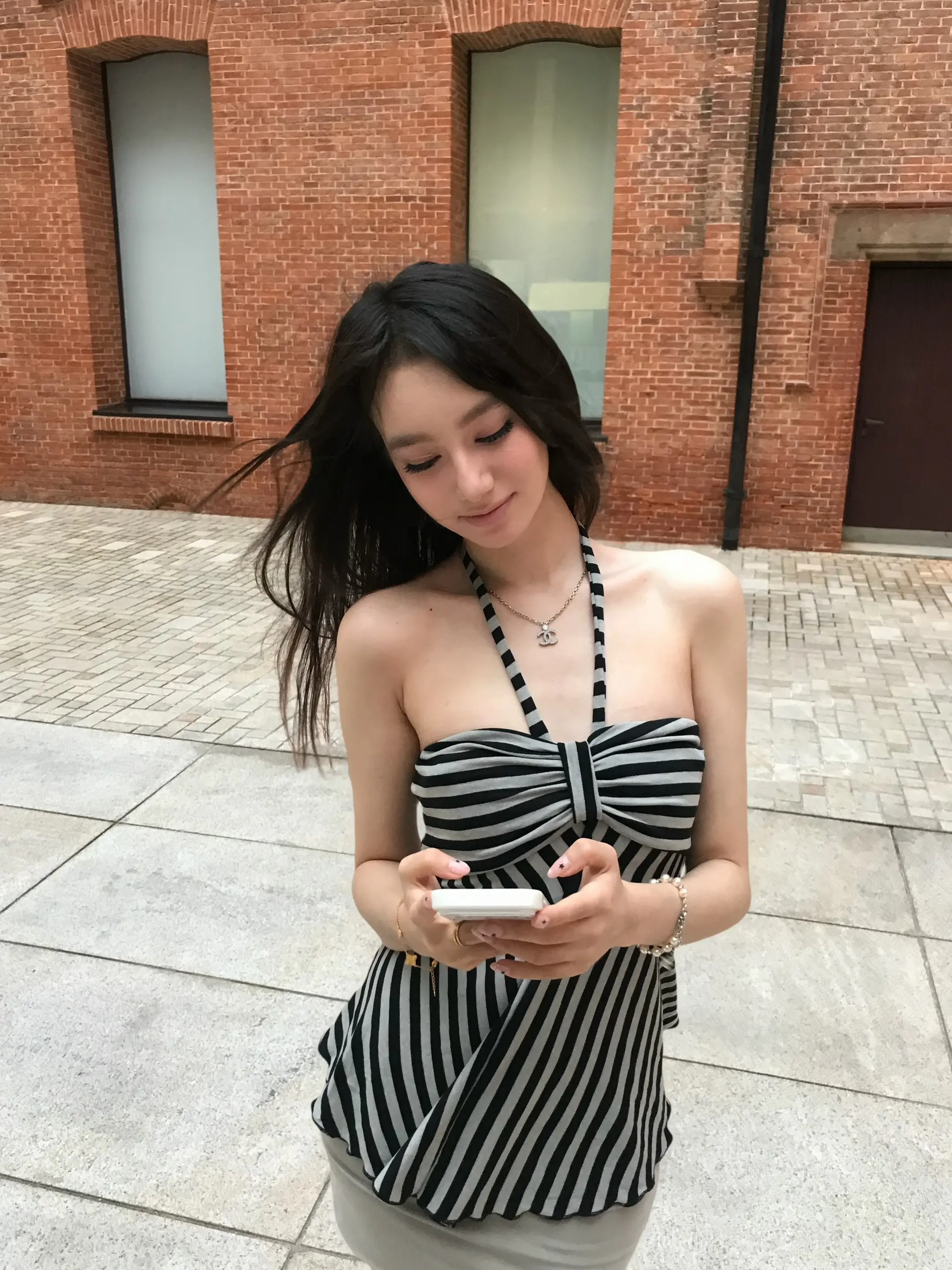欧尼…